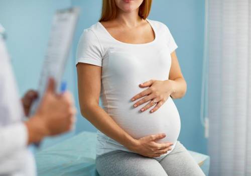 Małowodzie w ciąży - przyczyny i powikłania